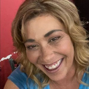 Meet your Posher, Joanna